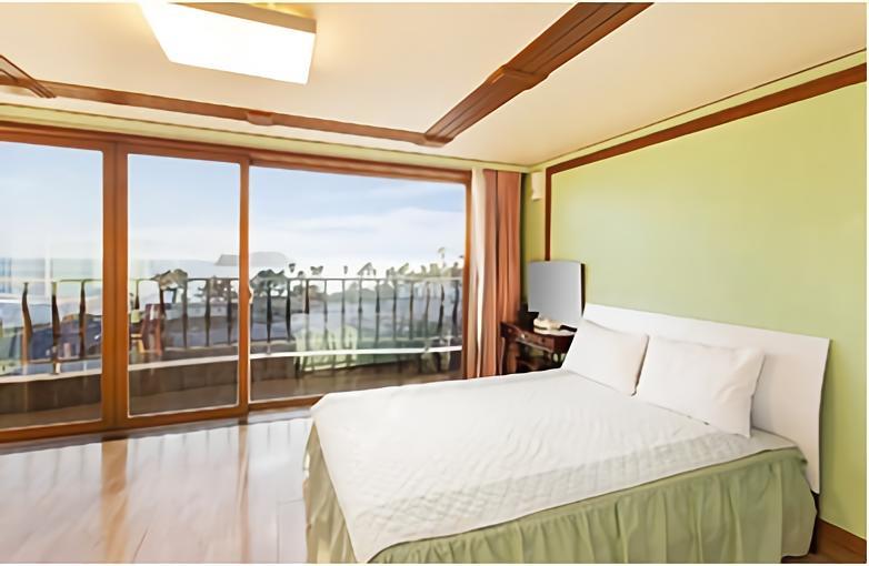 Jeju Castle Villa Стая снимка